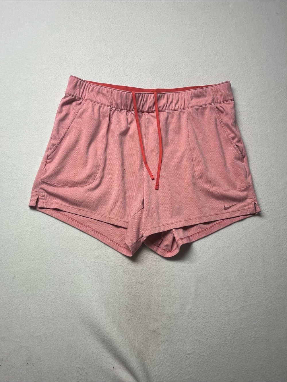 Nike Dri-FIT Women's Pink Solid Athletic Shorts Drawstring Pockets